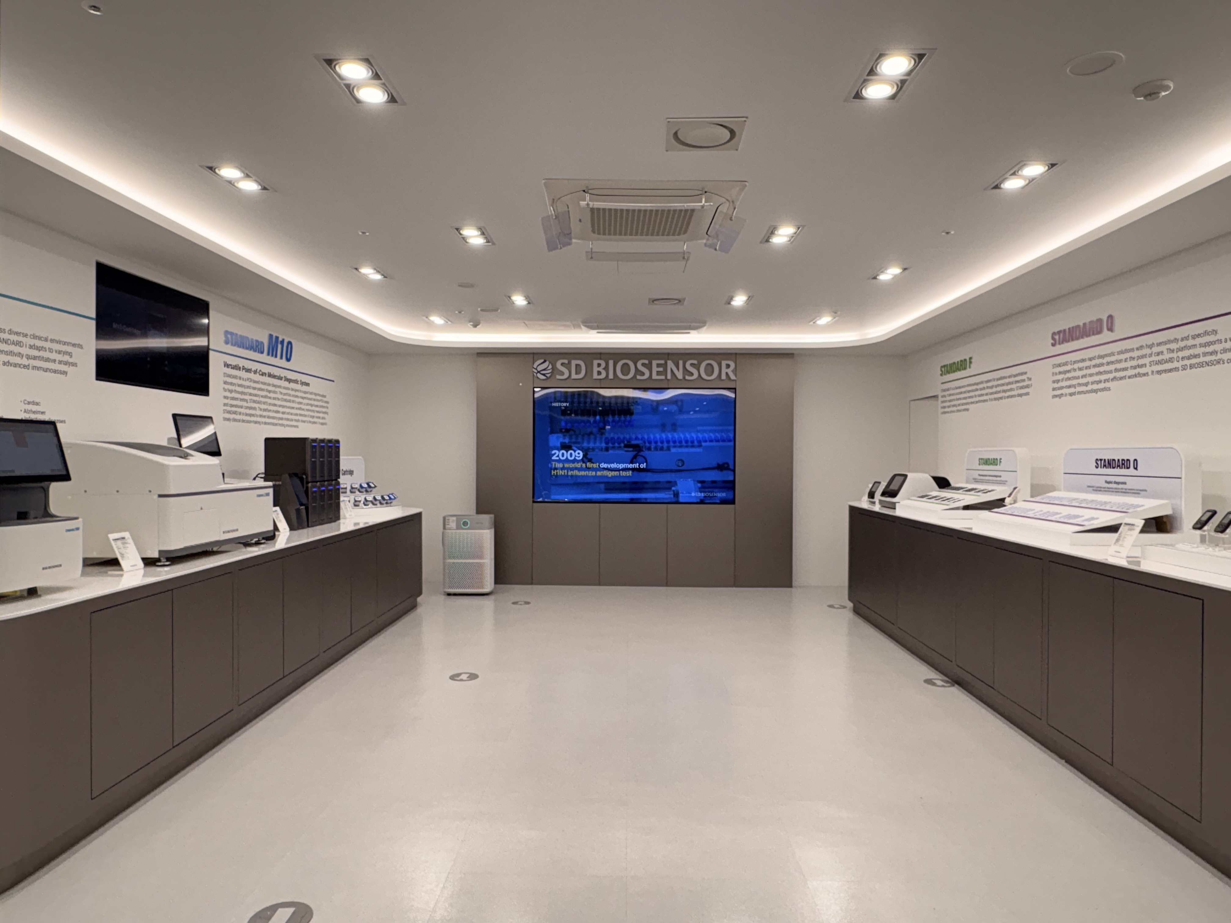SD BIOSENSOR SHOWROOM